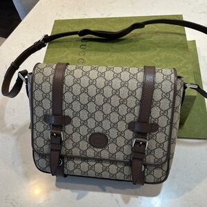 Authentic Gucci Men's/womens Messenger Bag